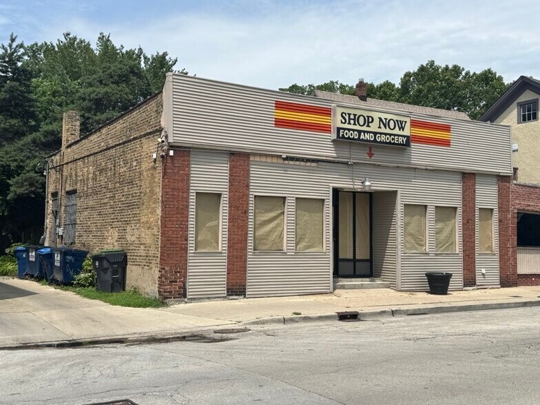 1942-1948 Maple Ave, Evanston, IL à louer - Photo de l’immeuble – Image 3 sur 5