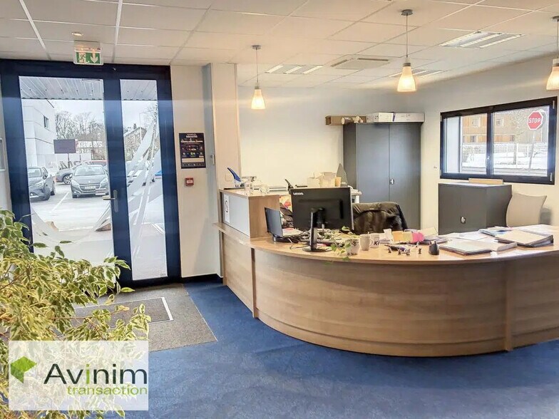 Bureau dans Saint-Dié-des-Vosges à louer - Photo de l’immeuble – Image 3 sur 11