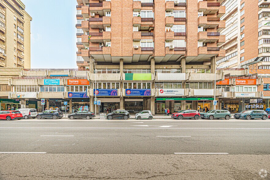 Calle de Orense, 18-20, Madrid, Madrid à vendre - Photo de l’immeuble – Image 3 sur 3