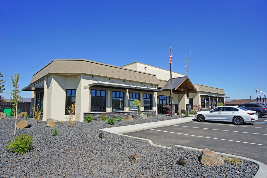 1800 Rainier Pl, Union Gap, WA à louer - Photo de l’immeuble – Image 1 sur 18