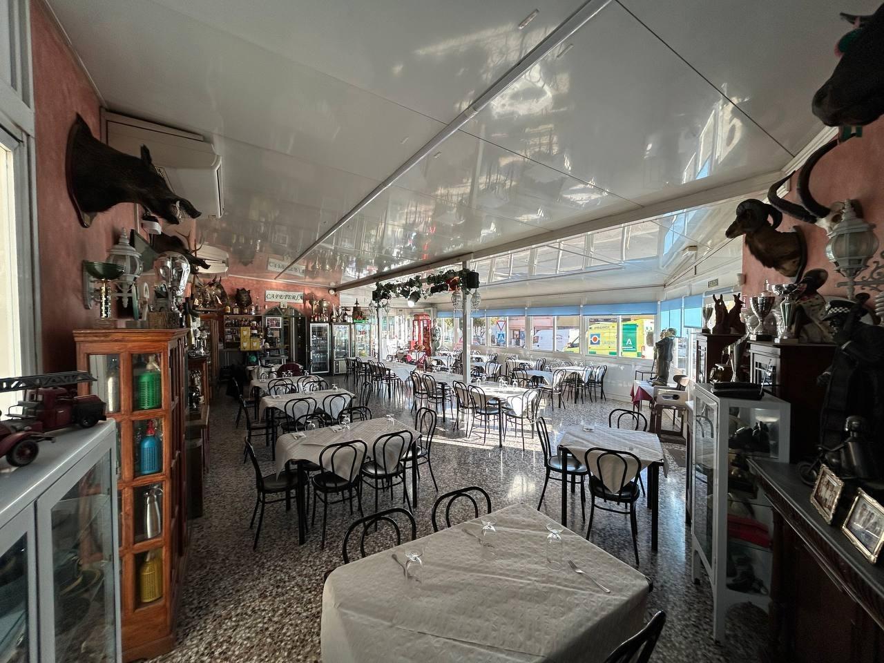 Local commercial dans Benahadux, Almería à vendre Photo intérieure– Image 1 sur 39