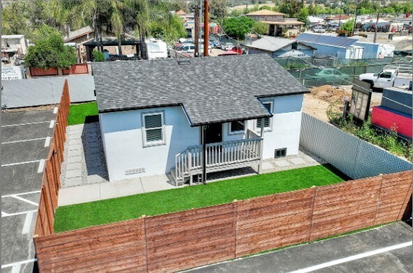 1045 Main St, Ramona, CA à vendre - Vidéo sur l’annonce professionnelle – Image 3 sur 49