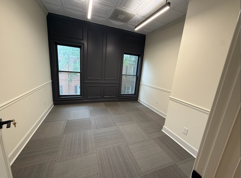 5064 Roswell Rd, Atlanta, GA à vendre - Photo de l’immeuble – Image 3 sur 8
