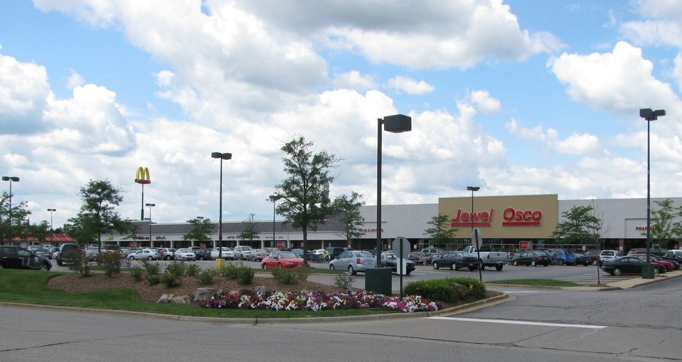 521-553 W Liberty St, Wauconda, IL à louer - Photo de l’immeuble – Image 2 sur 20