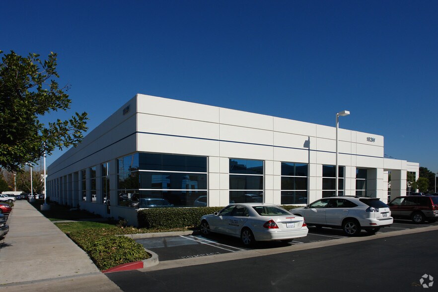 16251 Laguna Canyon Rd, Irvine, CA à louer - Photo de l’immeuble – Image 2 sur 7