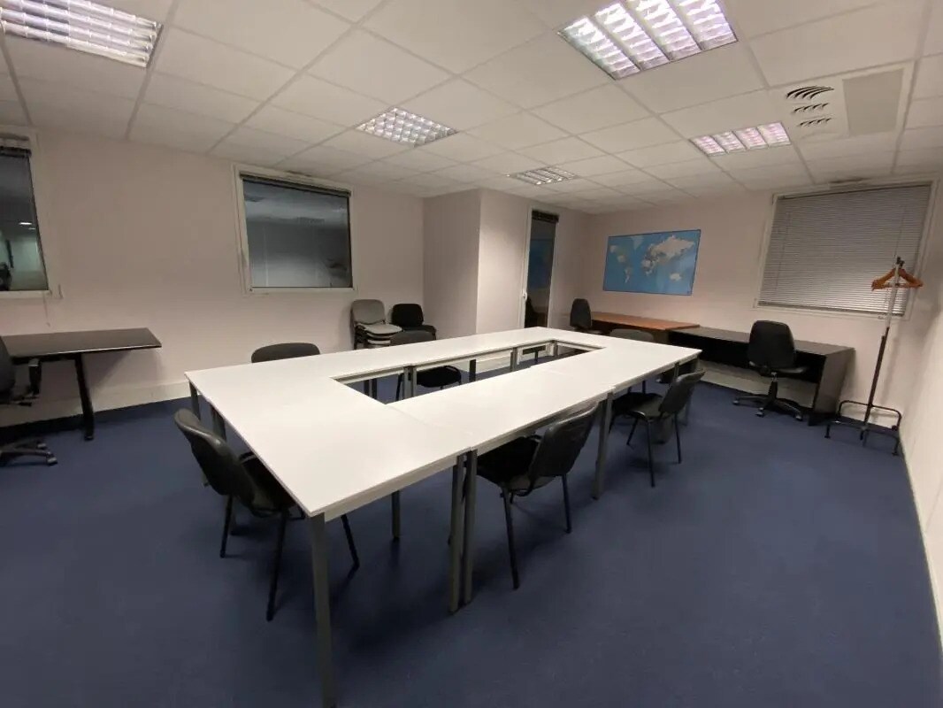 Bureau dans Pacé à vendre Photo intérieure– Image 1 sur 9