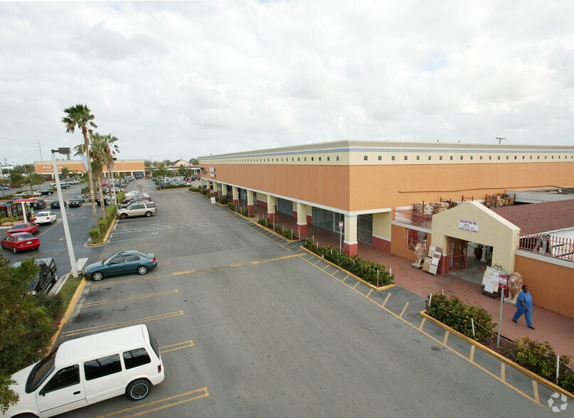 4646-4698 NW 183rd St, Miami Gardens, FL à louer - Photo de l’immeuble – Image 3 sur 27