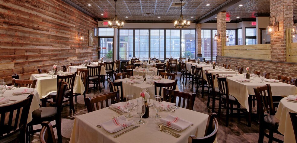 111 Bedford Rd, Armonk, NY à louer - Photo intérieure – Image 1 sur 14