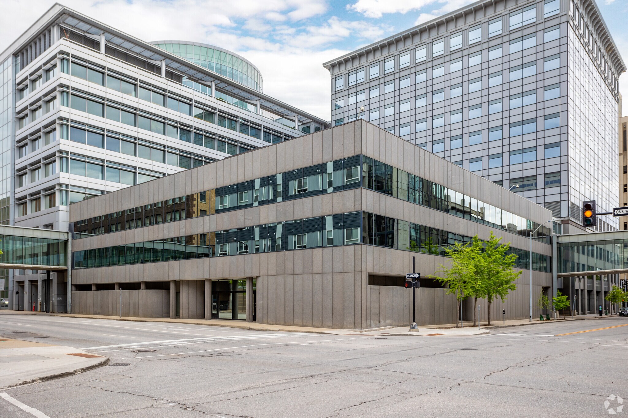 207 9th St, Des Moines, IA à vendre Photo principale– Image 1 sur 6