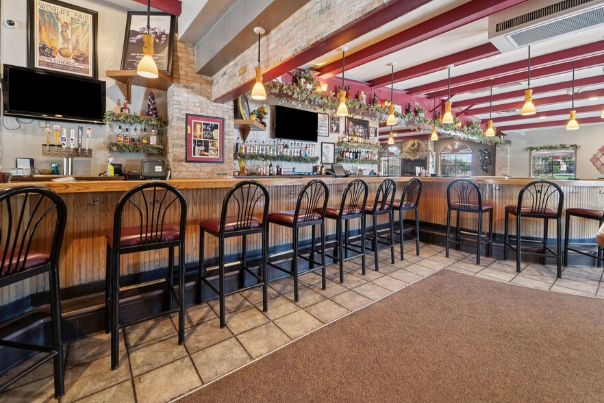 584 W Johnson St, Fond Du Lac, WI à vendre - Photo intérieure – Image 3 sur 6