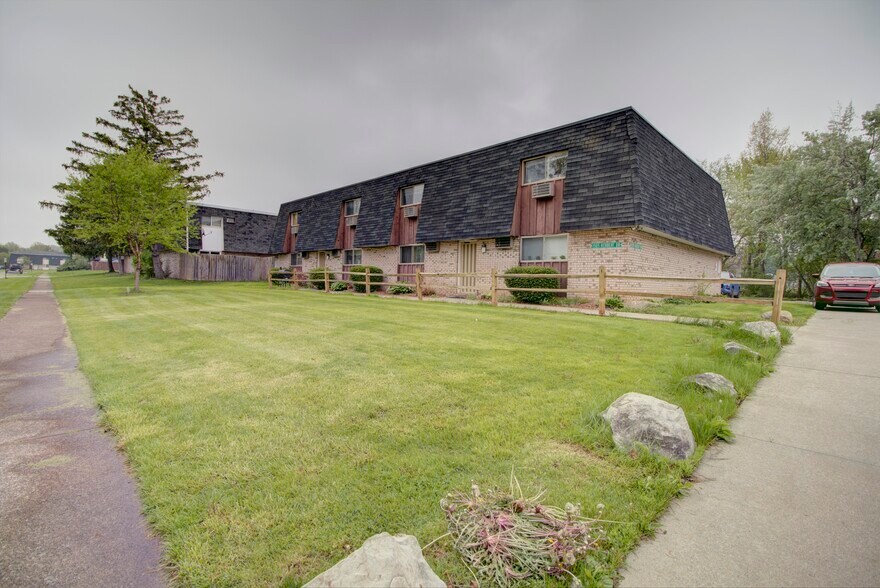 1505-1525 Herbert Dr, Lorain, OH à vendre - Photo de l’immeuble – Image 2 sur 24