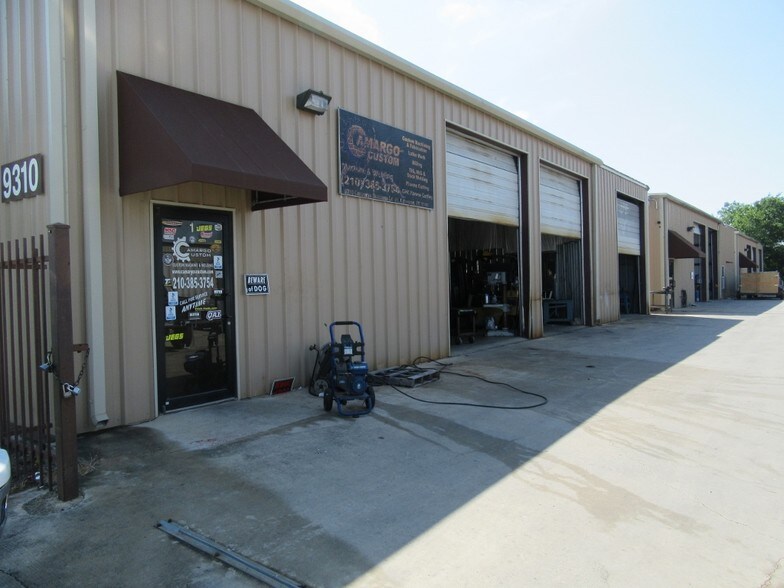 9310 Converse Business Ln, Converse, TX à vendre - Photo de l’immeuble – Image 3 sur 4
