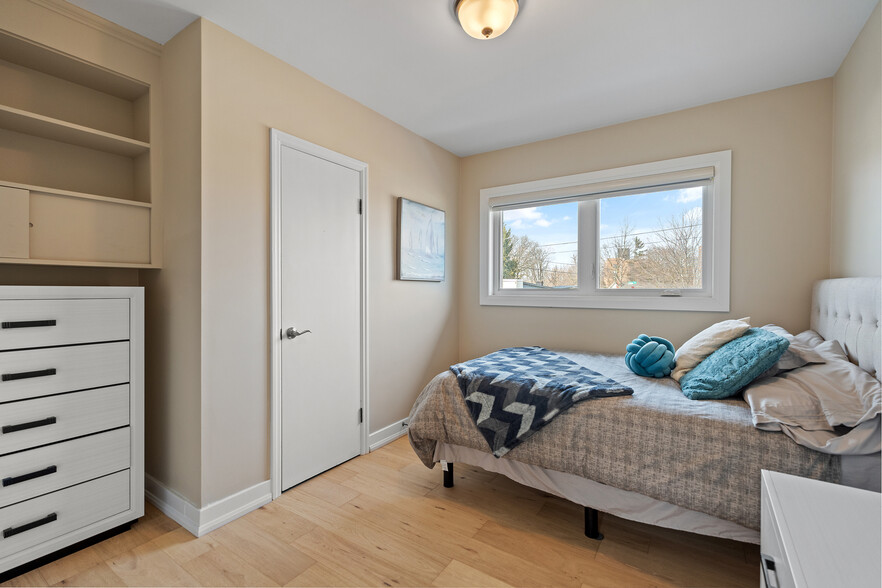 28 Dale Av, Stoney Creek, ON à vendre - Photo intérieure – Image 2 sur 70