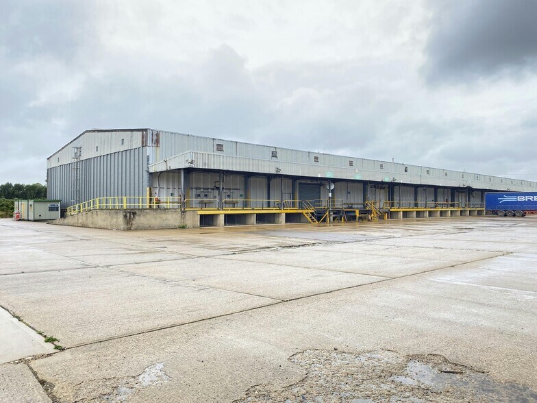 Bourne Enterprise Park, Tunnel Bank, Bourne à louer - Photo de l’immeuble – Image 1 sur 18