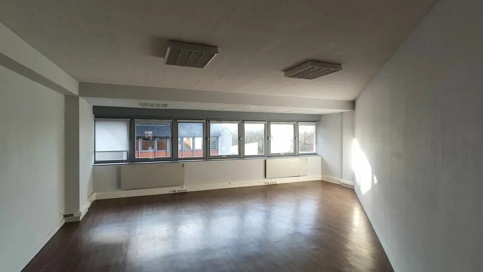 Bureau dans Rennes à louer - Photo de l’immeuble – Image 1 sur 3