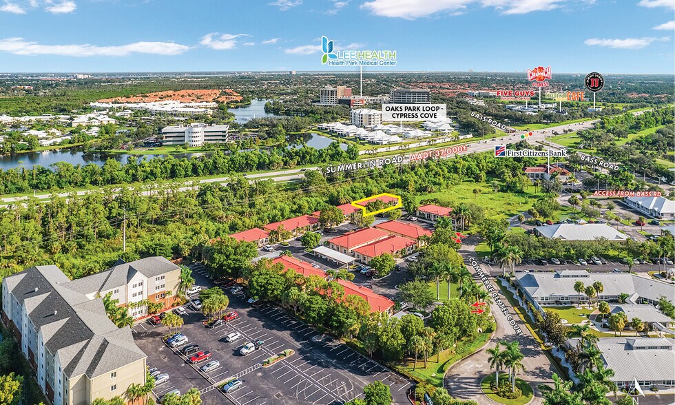 9724 Commerce Center Ct, Fort Myers, FL à vendre - Aérien – Image 2 sur 9