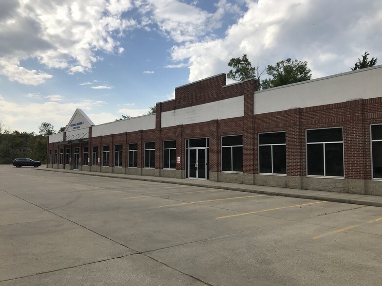6700 Ruwes Oak Dr, Cincinnati, OH à louer - Photo de l’immeuble – Image 2 sur 5