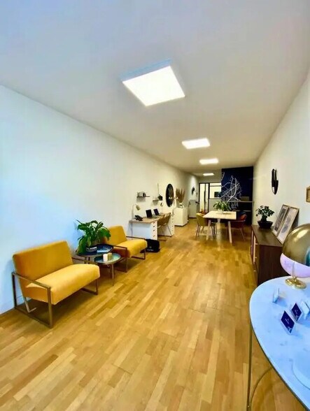 Local commercial dans Bordeaux à louer - Photo intérieure – Image 2 sur 2