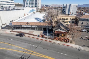 445 S Virginia St, Reno, NV à vendre - Photo de l’immeuble – Image 3 sur 3