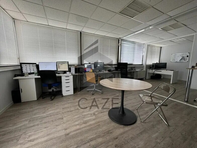 Bureau dans Mérignac à louer - Photo de l’immeuble – Image 3 sur 4