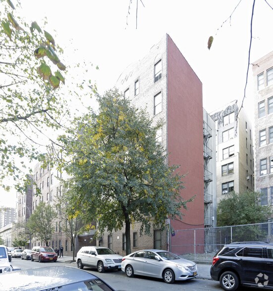 1899 Belmont Ave, Bronx, NY à vendre - Photo de l’immeuble – Image 3 sur 6