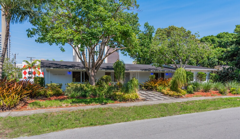 500 SW 3rd Ave, Fort Lauderdale, FL à louer - Photo de l’immeuble – Image 1 sur 38