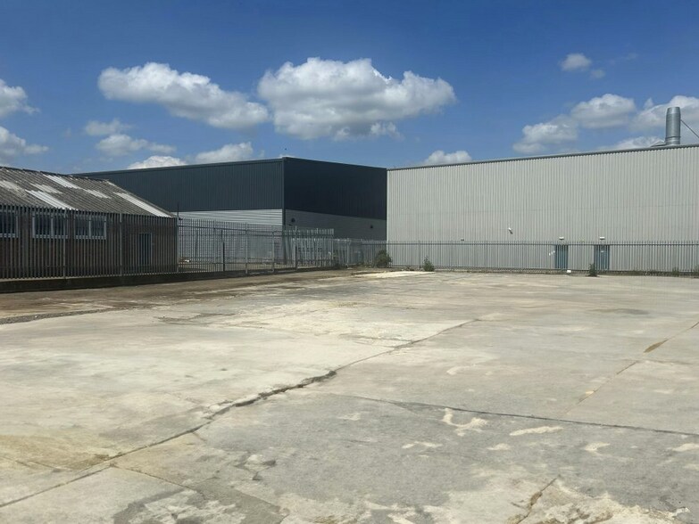 62 Holmethorpe Av, Redhill à louer - Autre – Image 2 sur 6