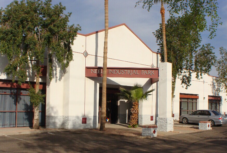 660 N Neely St, Gilbert, AZ à louer - Photo de l’immeuble – Image 3 sur 5