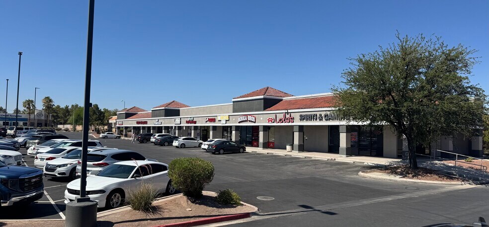 3720 E Sunset Rd, Las Vegas, NV à vendre - Photo de l’immeuble – Image 2 sur 6