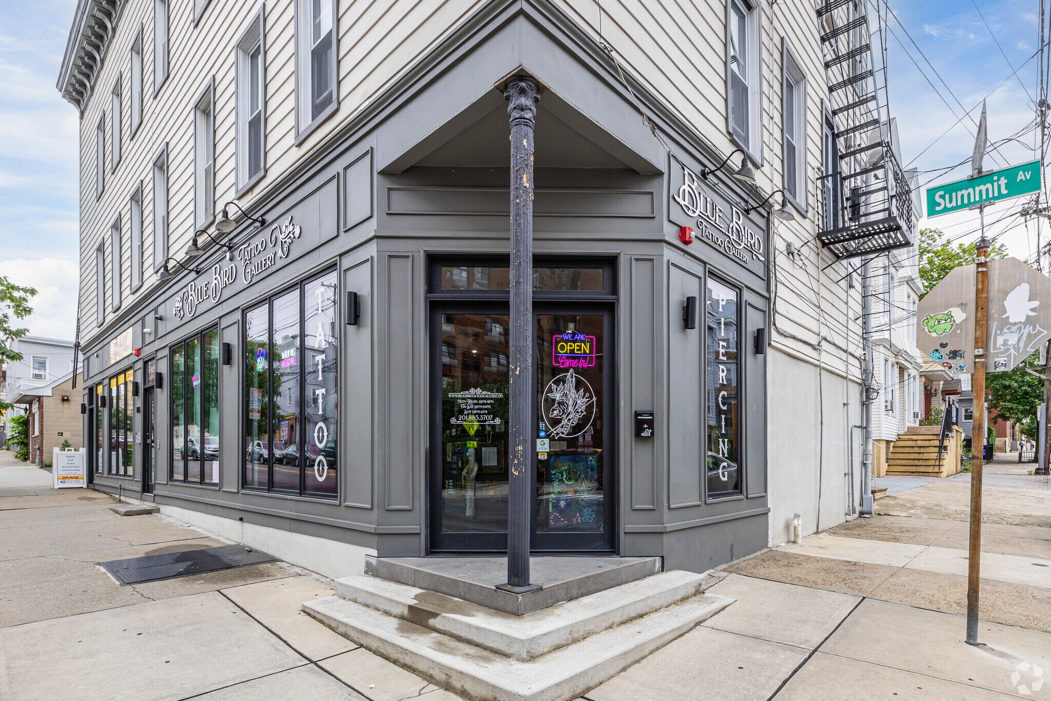 1074 Summit Ave, Jersey City, NJ à vendre Photo principale– Image 1 sur 27
