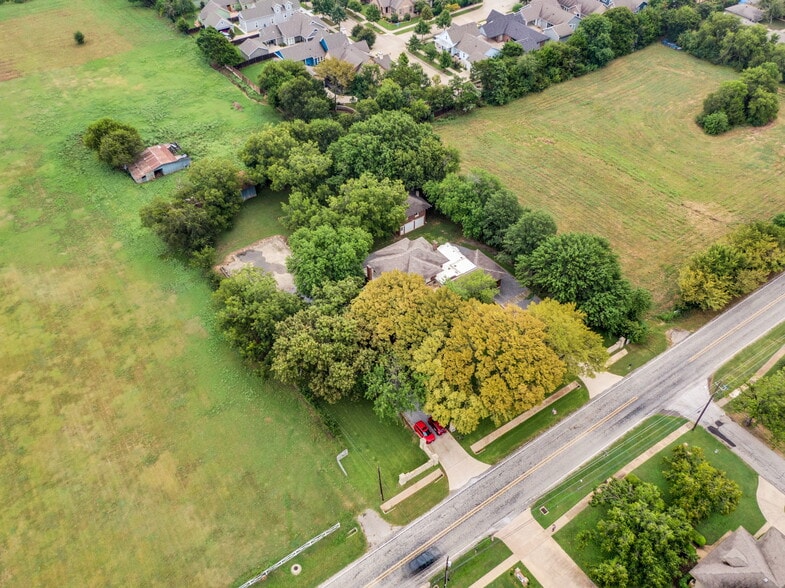 508 S 9th St, Midlothian, TX à louer - Photo principale – Image 1 sur 31