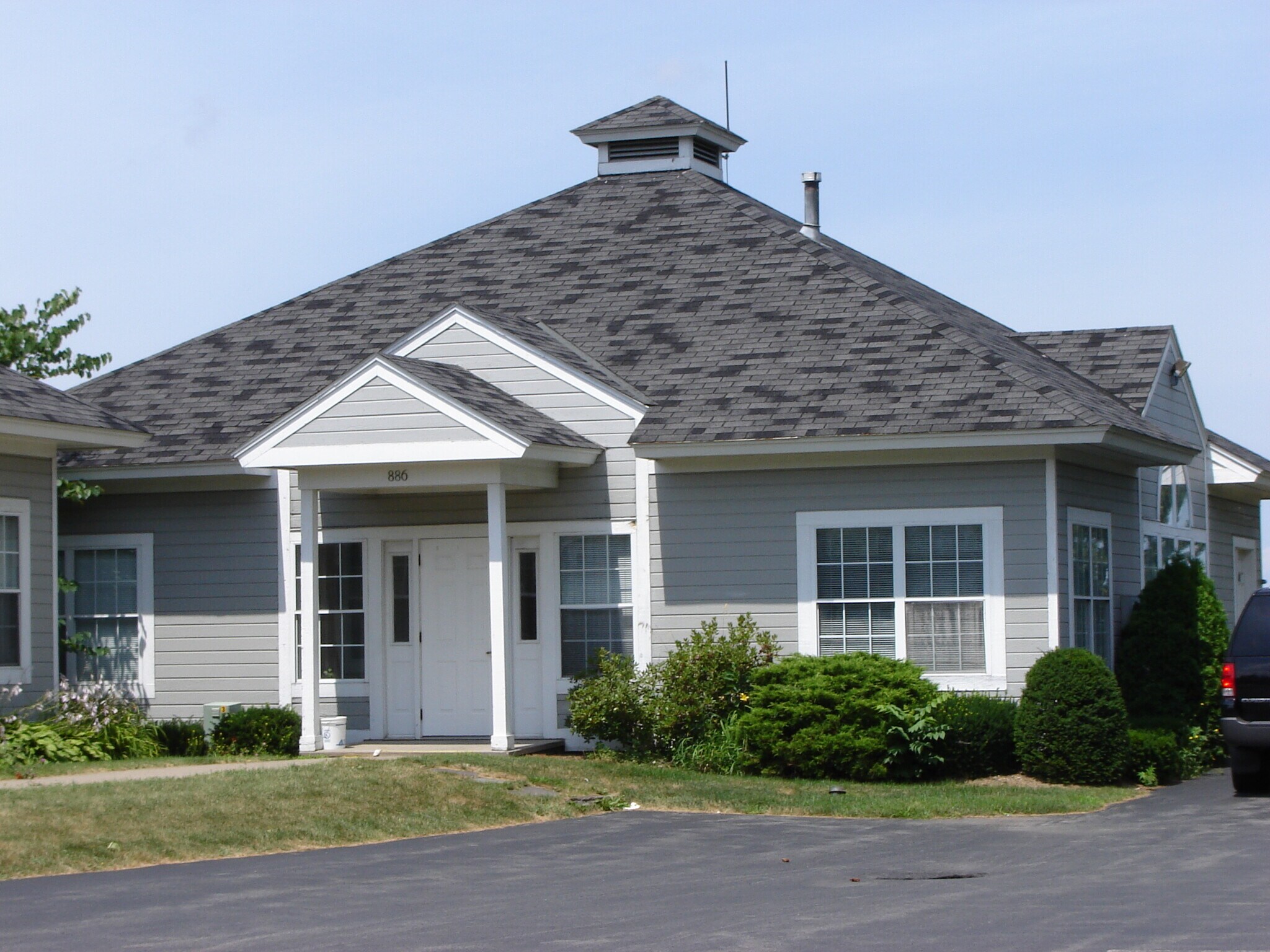 890 E Brighton Ave, Syracuse, NY à louer Photo principale– Image 1 sur 6