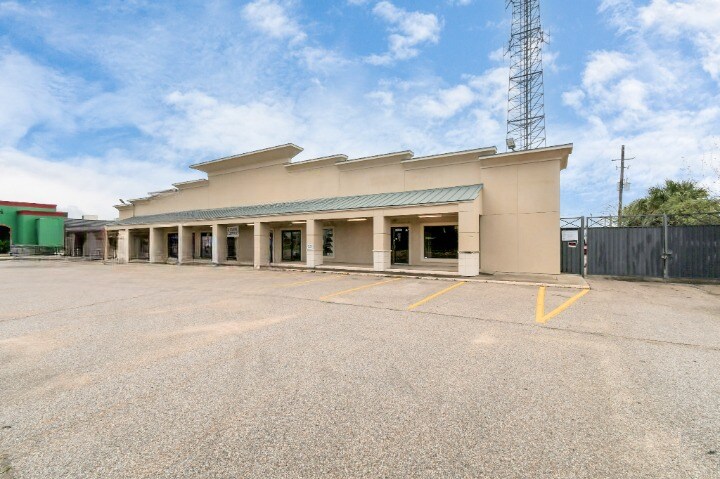 5220-5234 Highway 6 N, Houston, TX à vendre Photo de l’immeuble– Image 1 sur 1