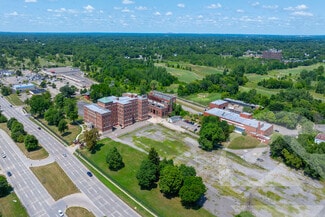 Plus de détails pour 30600-30712 Michigan Ave, Westland, MI - Spécialisé à vendre