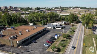 Plus de détails pour 12462 Natural Bridge Rd, Bridgeton, MO - Local commercial à louer