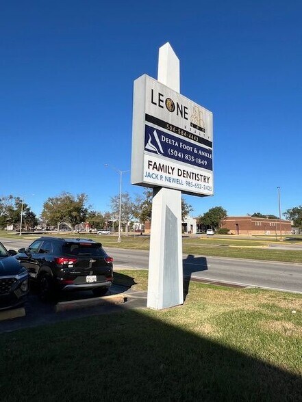 179 Belle Terre Blvd, La Place, LA à louer - Photo de l’immeuble – Image 2 sur 5