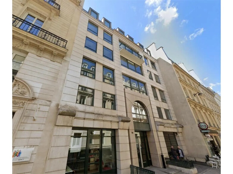71 Rue De La Victoire, Paris à louer - Photo de l’immeuble – Image 2 sur 7