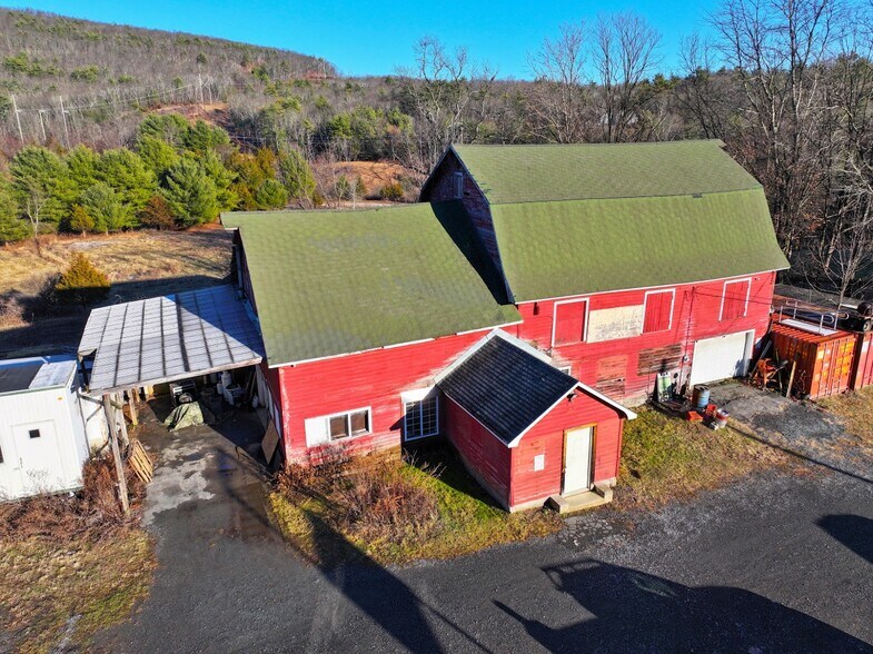 308 NY-28, Kingston, NY à vendre - Photo principale – Image 1 sur 31