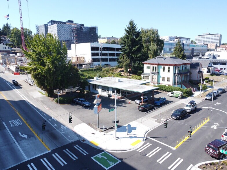 1352 S Fawcett Ave, Tacoma, WA à vendre - Photo de l’immeuble – Image 2 sur 10