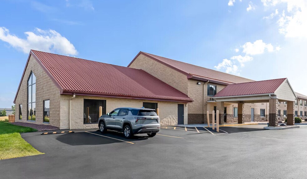 910 S Sylvania Ave, Sturtevant, WI à vendre - Photo de l’immeuble – Image 2 sur 30