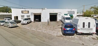 Plus de détails pour 212 Bangor St, Lindenhurst, NY - Industriel/Logistique à vendre
