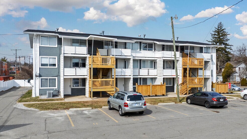 Riverview Apartments portefeuille de 2 biens à vendre sur LoopNet.fr - Photo de l’immeuble – Image 3 sur 31