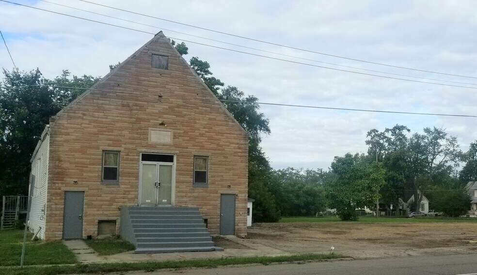 4401 Selby St, Flint, MI à vendre - Photo de l’immeuble – Image 2 sur 12