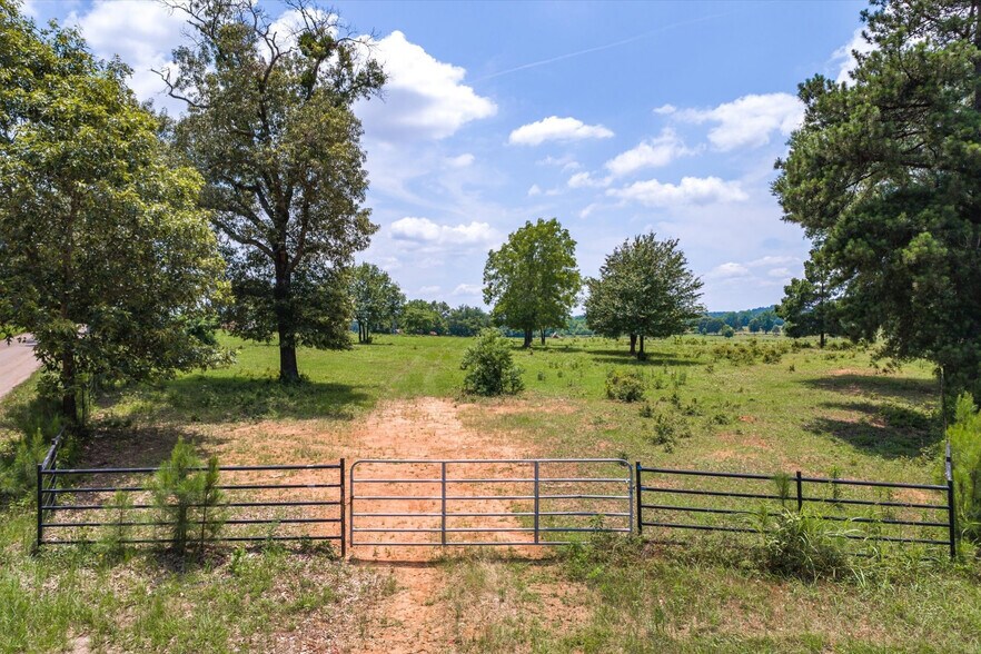 17104 County Road 1100, Flint, TX à vendre - Photo de l’immeuble – Image 3 sur 23