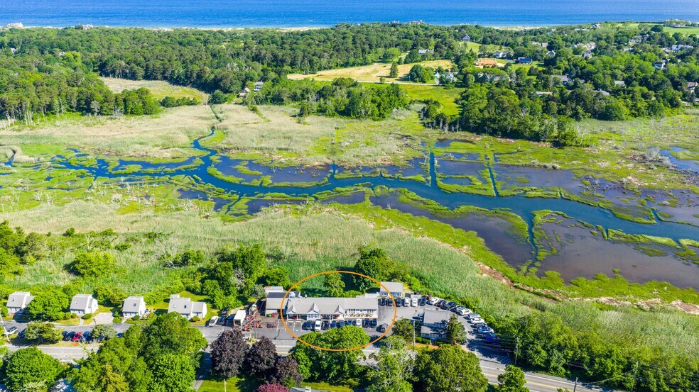 1420 MA-6A, South Dennis, MA à vendre - Photo de l’immeuble – Image 3 sur 3