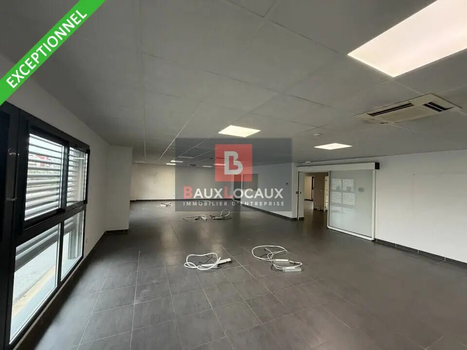 Local d’activités dans Nîmes à louer Photo intérieure– Image 1 sur 13
