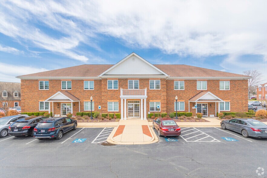 23140 Moakley St, Leonardtown, MD à louer - Photo de l’immeuble – Image 2 sur 5