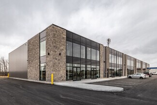 Plus de détails pour 51 Roe St, Carleton Place, ON - Industriel/Logistique à louer