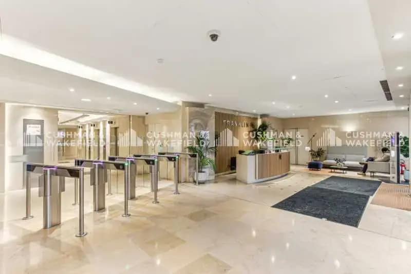 100-101 Terrasse Boieldieu, Puteaux à louer Photo intérieure– Image 1 sur 2