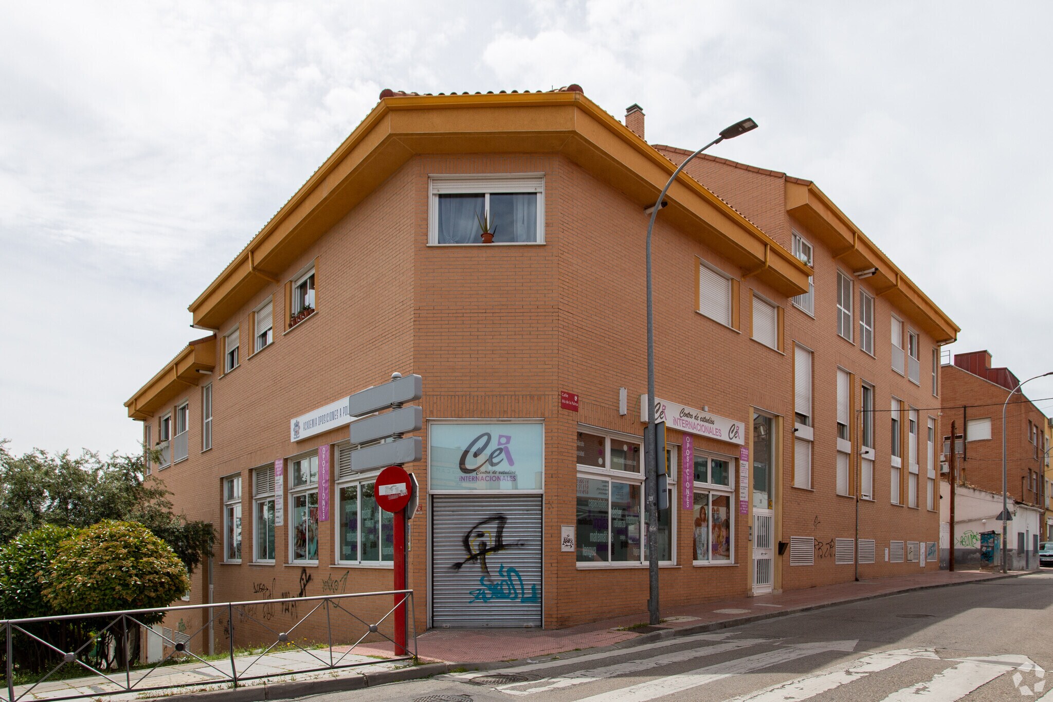 Local commercial dans San Sebastián de los Reyes, Madrid à louer Photo principale– Image 1 sur 3
